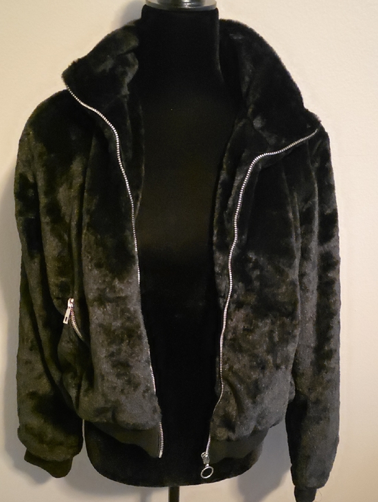 Fashion Nova Jackets & Blazers - Fashion Nova Black Plush Zip Bomber Jacket NEW w/tag